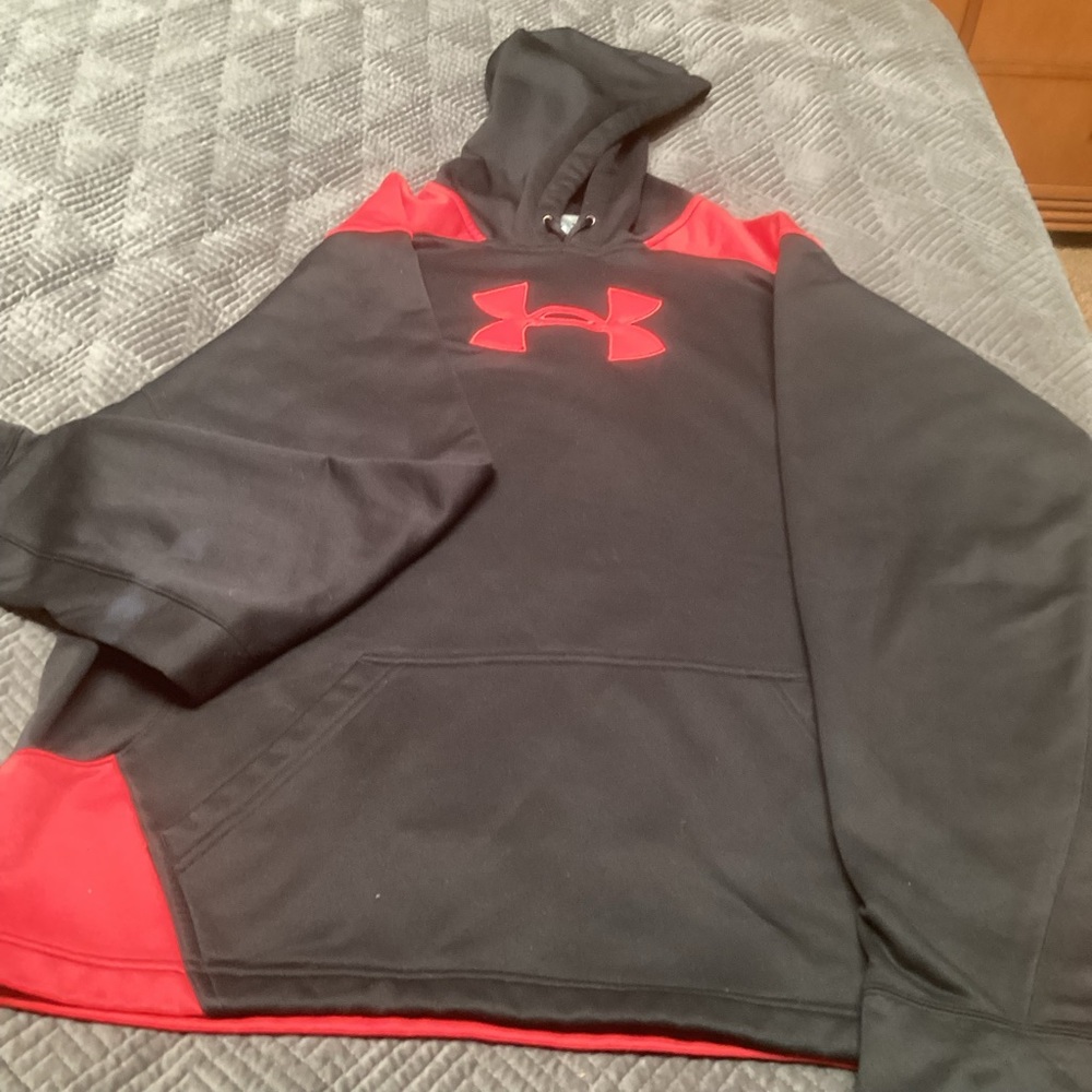 Under Amour red/black hooded sweatshirt, size XL. 201 - Picture 5 of 6
